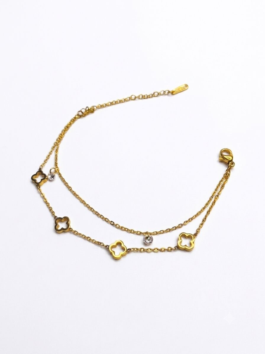 Golden Clover Duo Bracelet ✨
