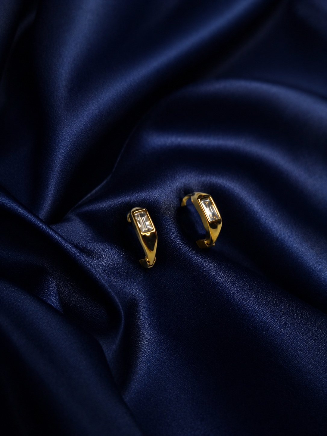 Mini Baguette Earrings
