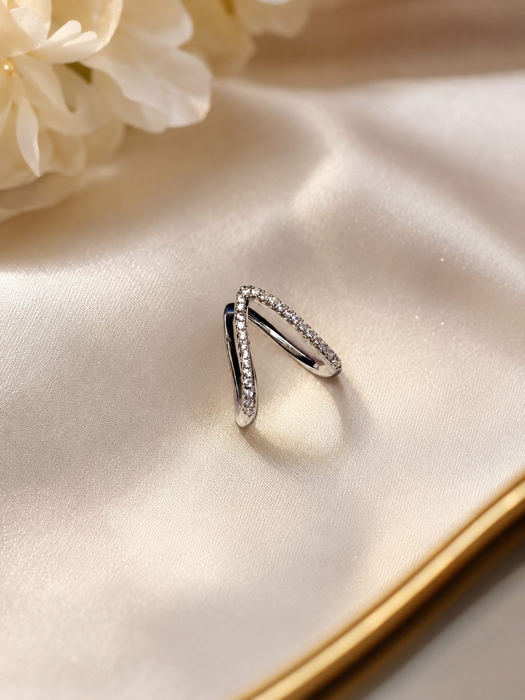 Silver V Ring (Adjustable)💍
