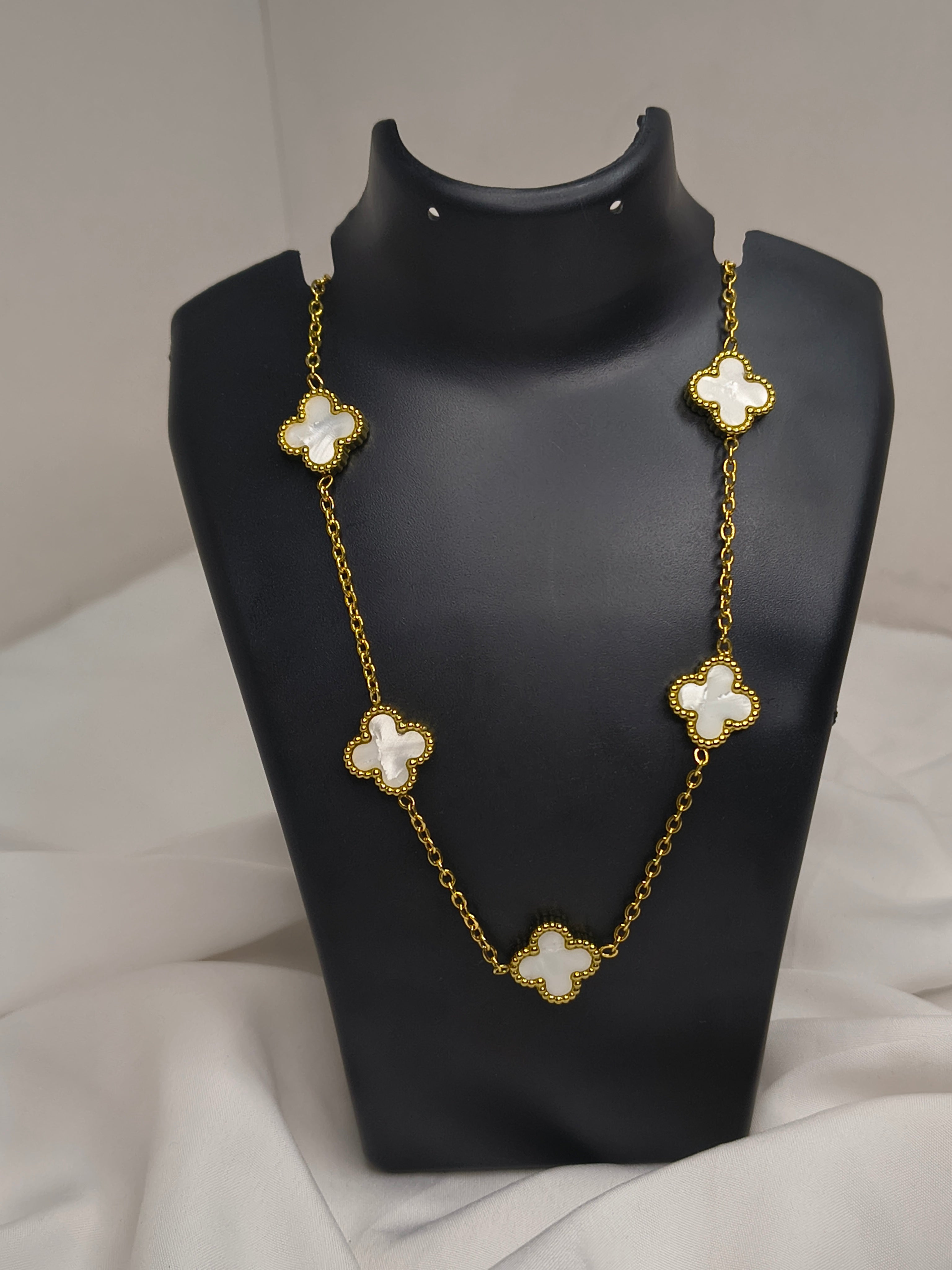 White clover necklace
