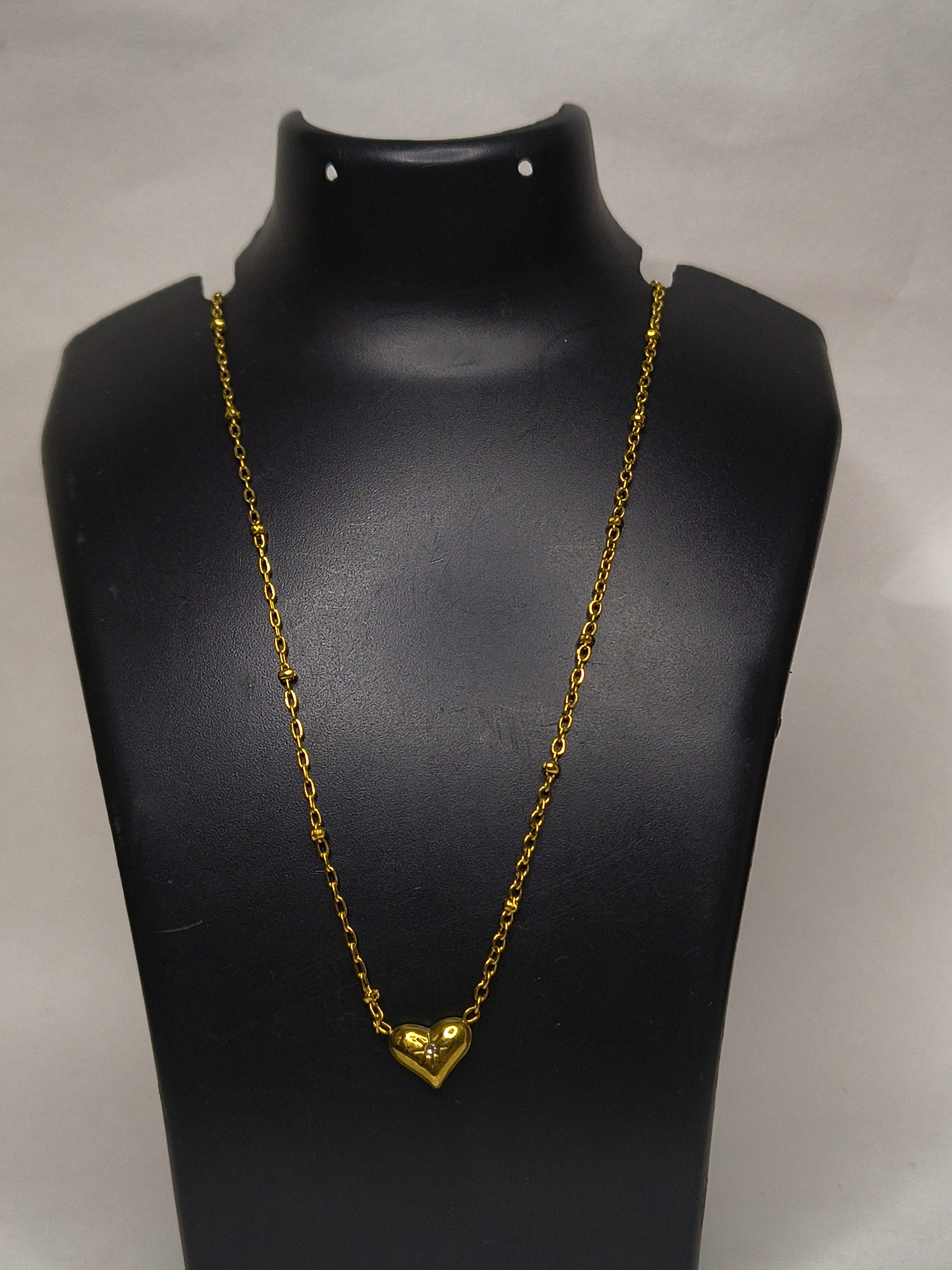Pretty heart chain