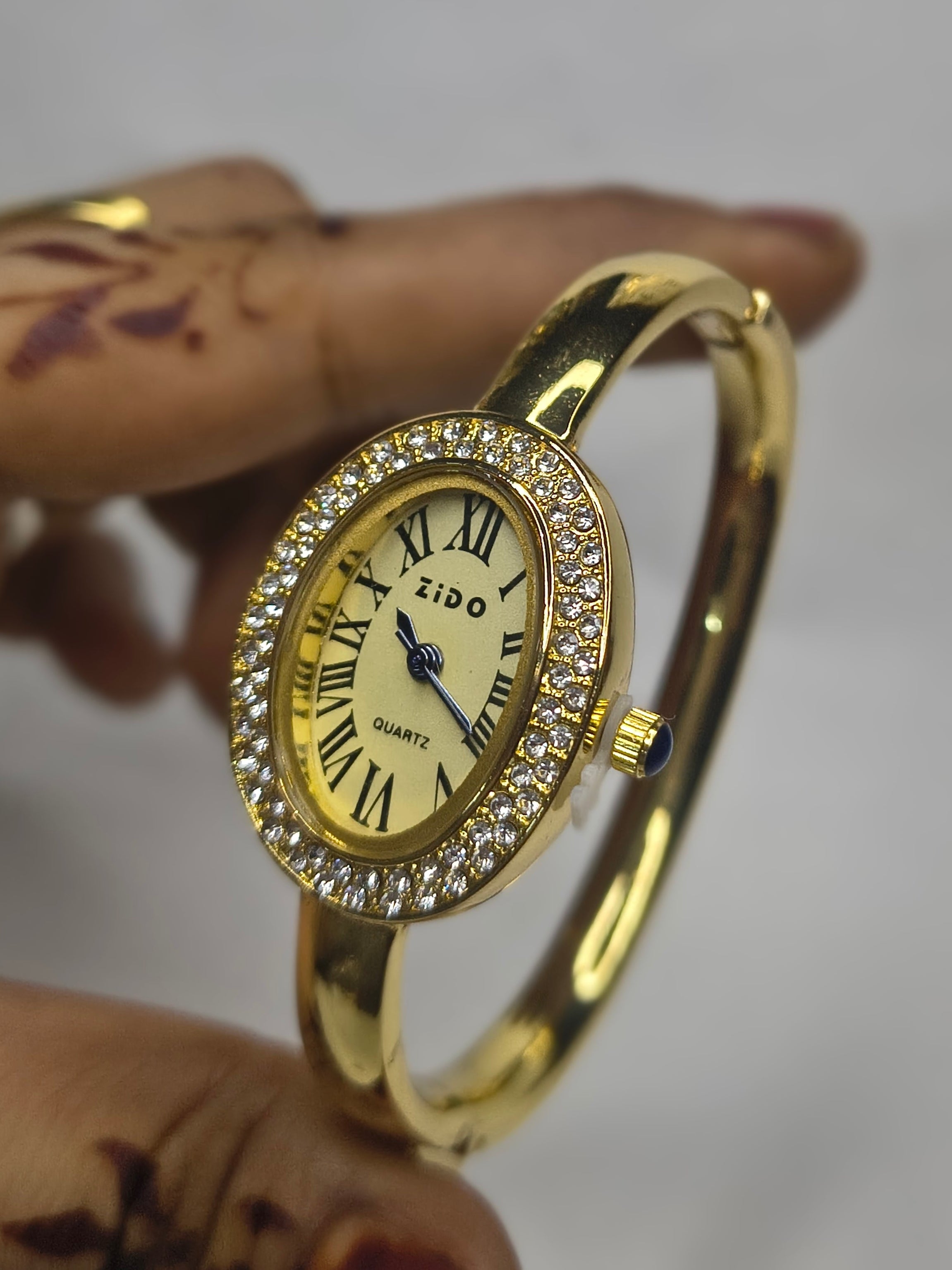 Royal Halo Crystal Watch kada  – ( oval Gold dial)