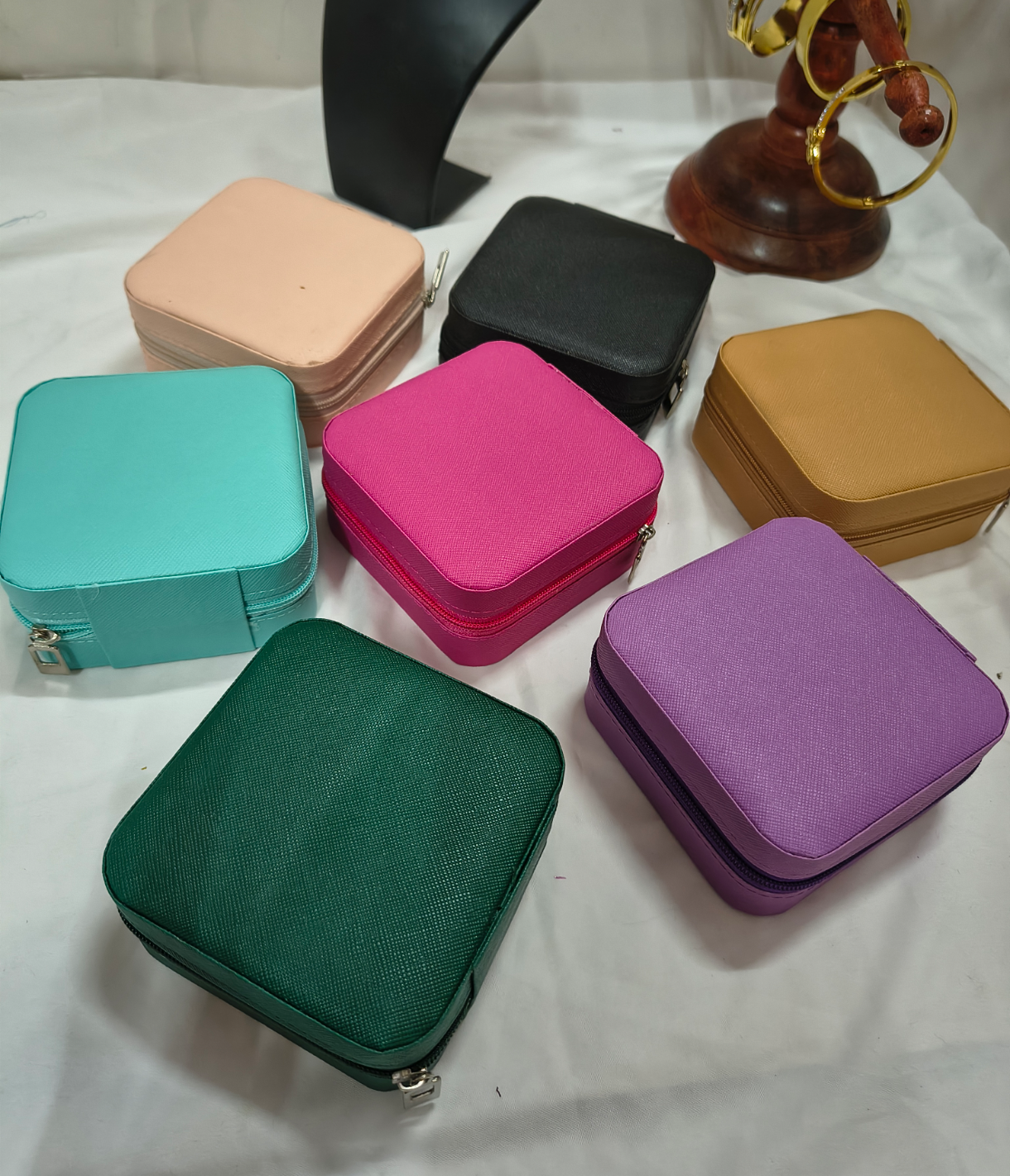 Jewellery organiser box