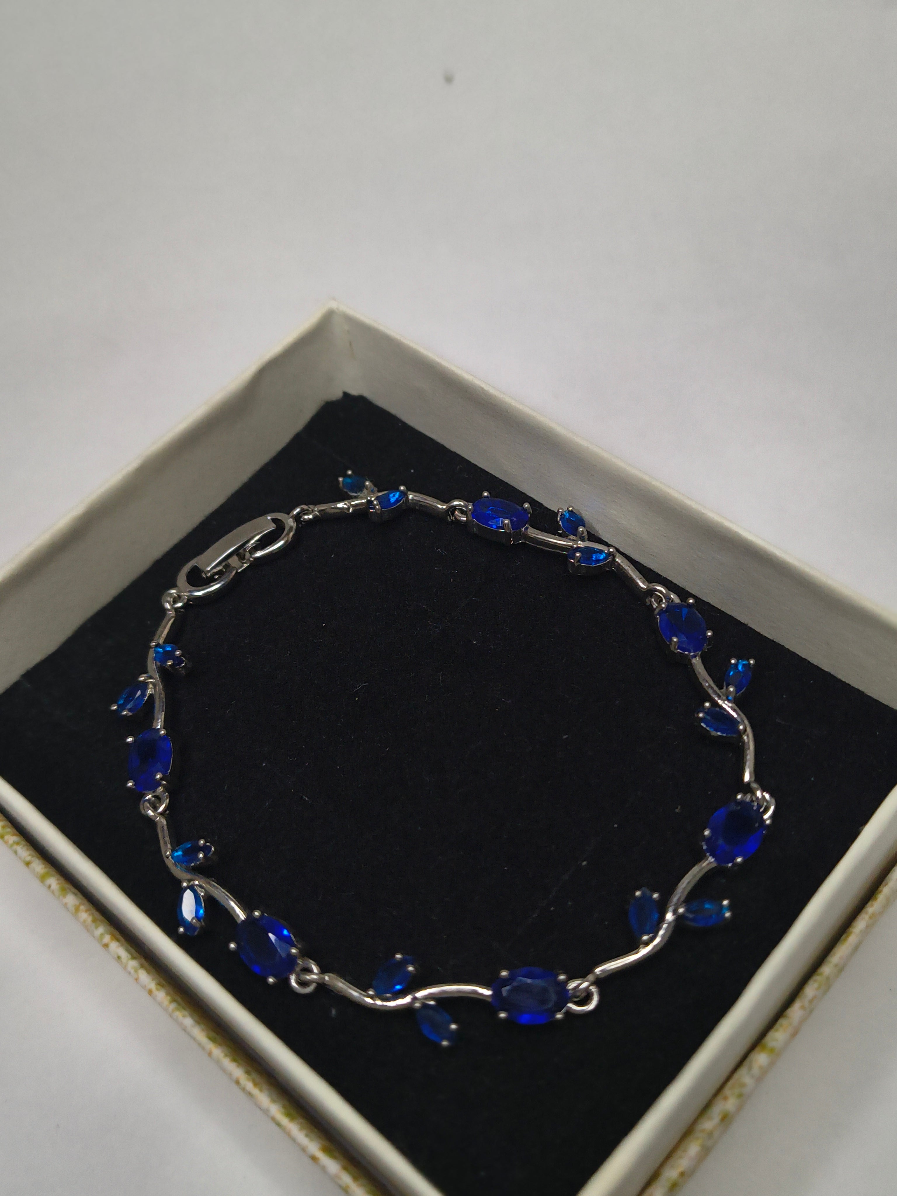 Ocean Tulip bracelet