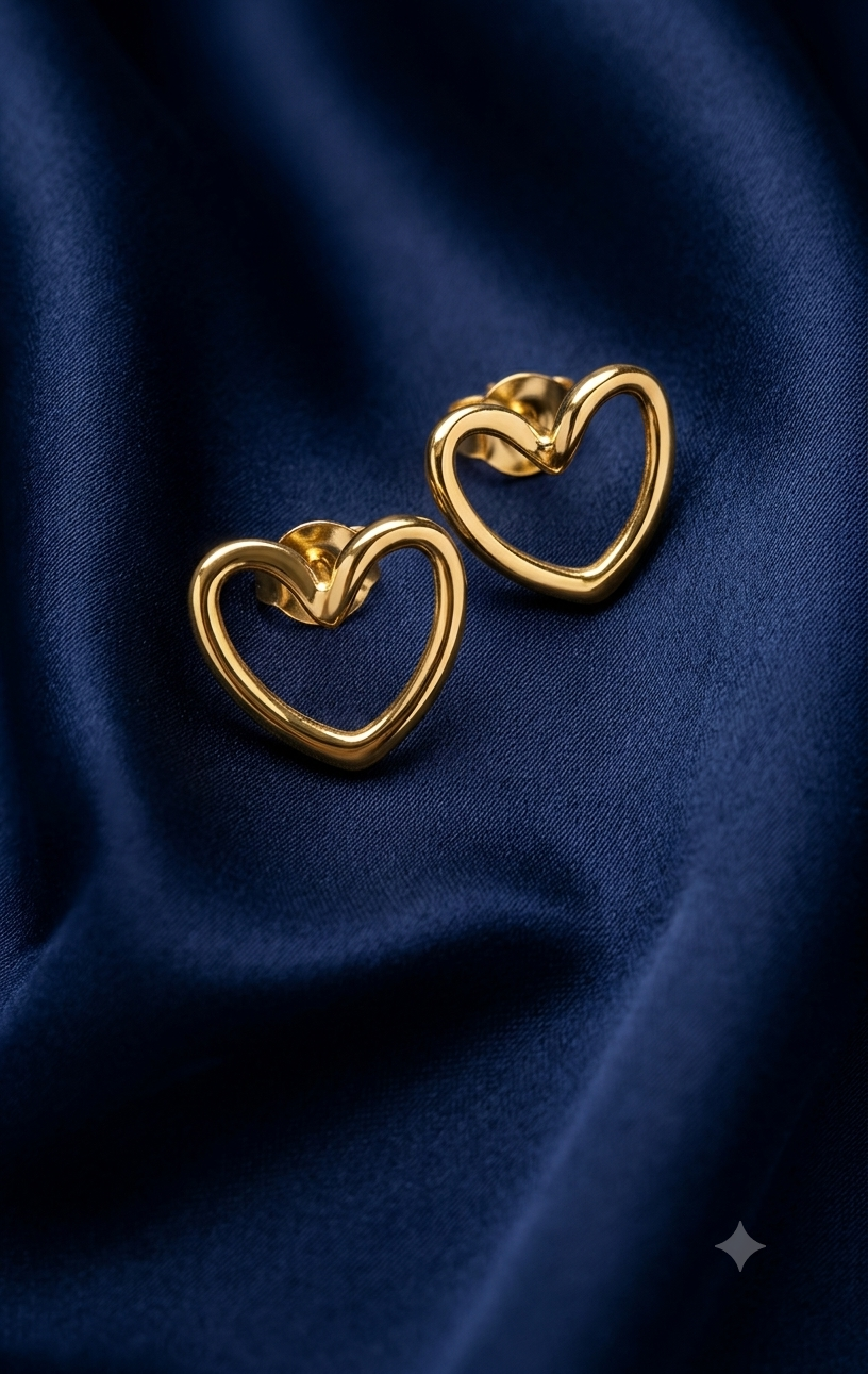 Heart line Statement Earrings 🫶🏻✨