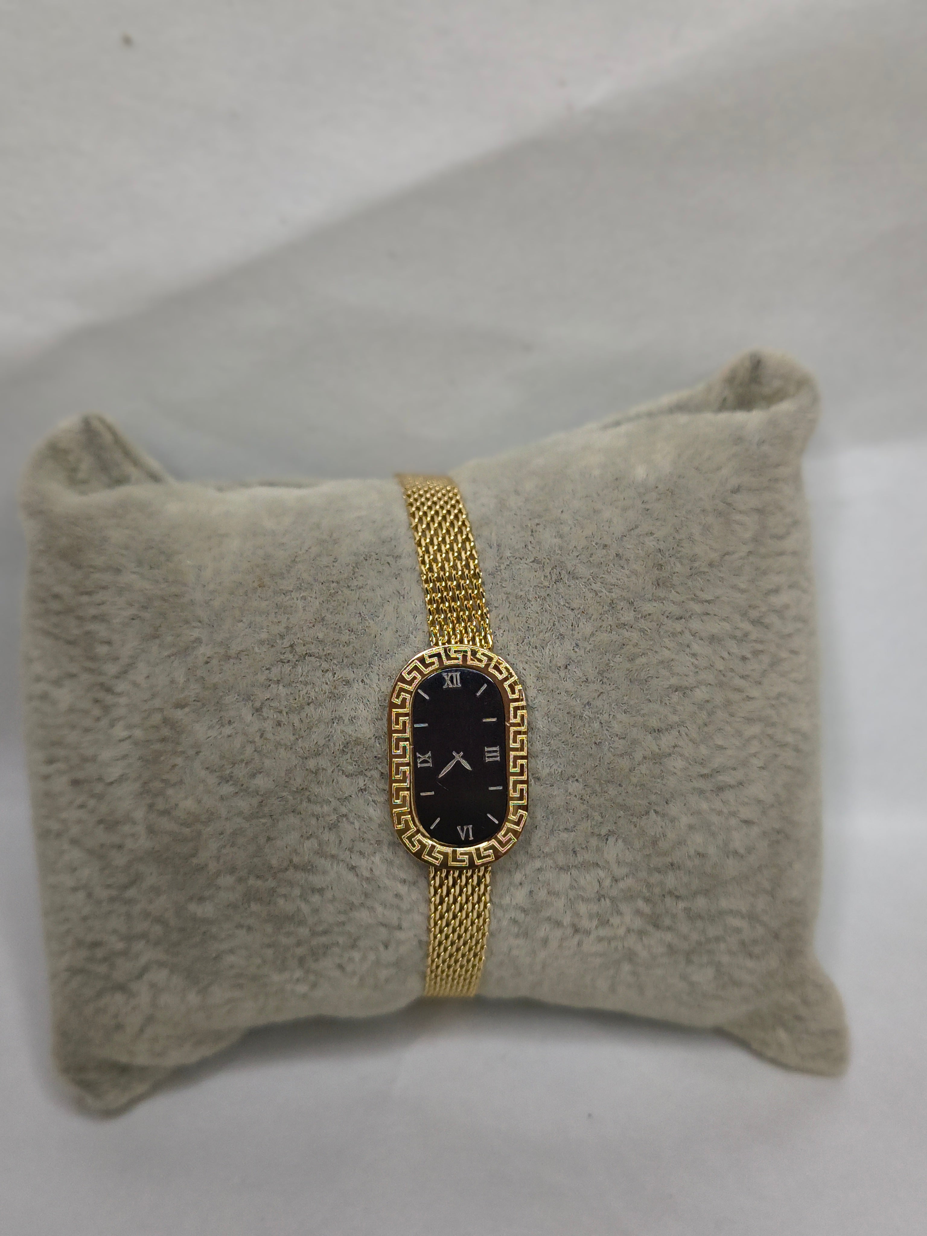 Rounded Rectangle mesh Watch Bracelet