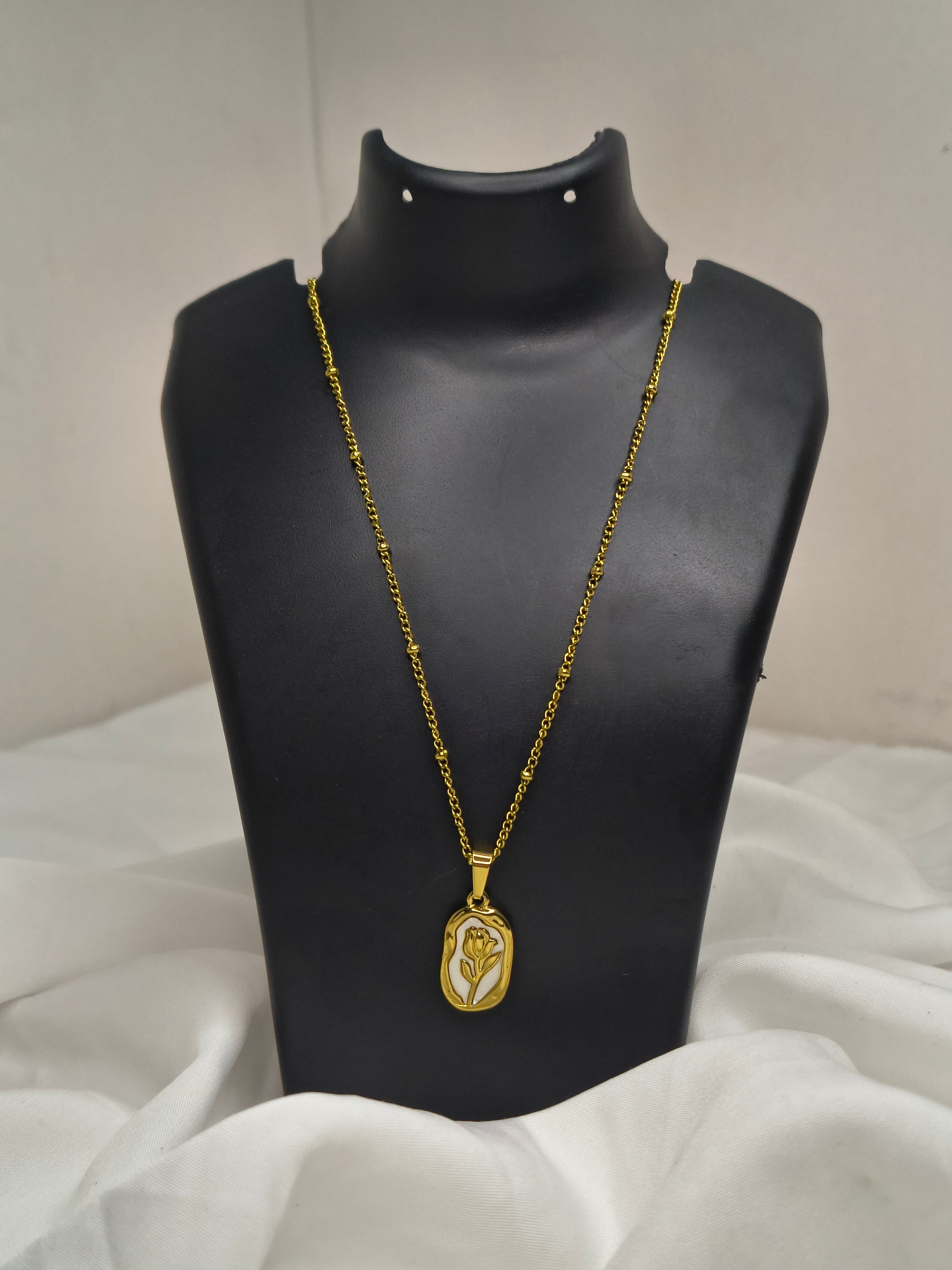 Vintage Rose Necklace